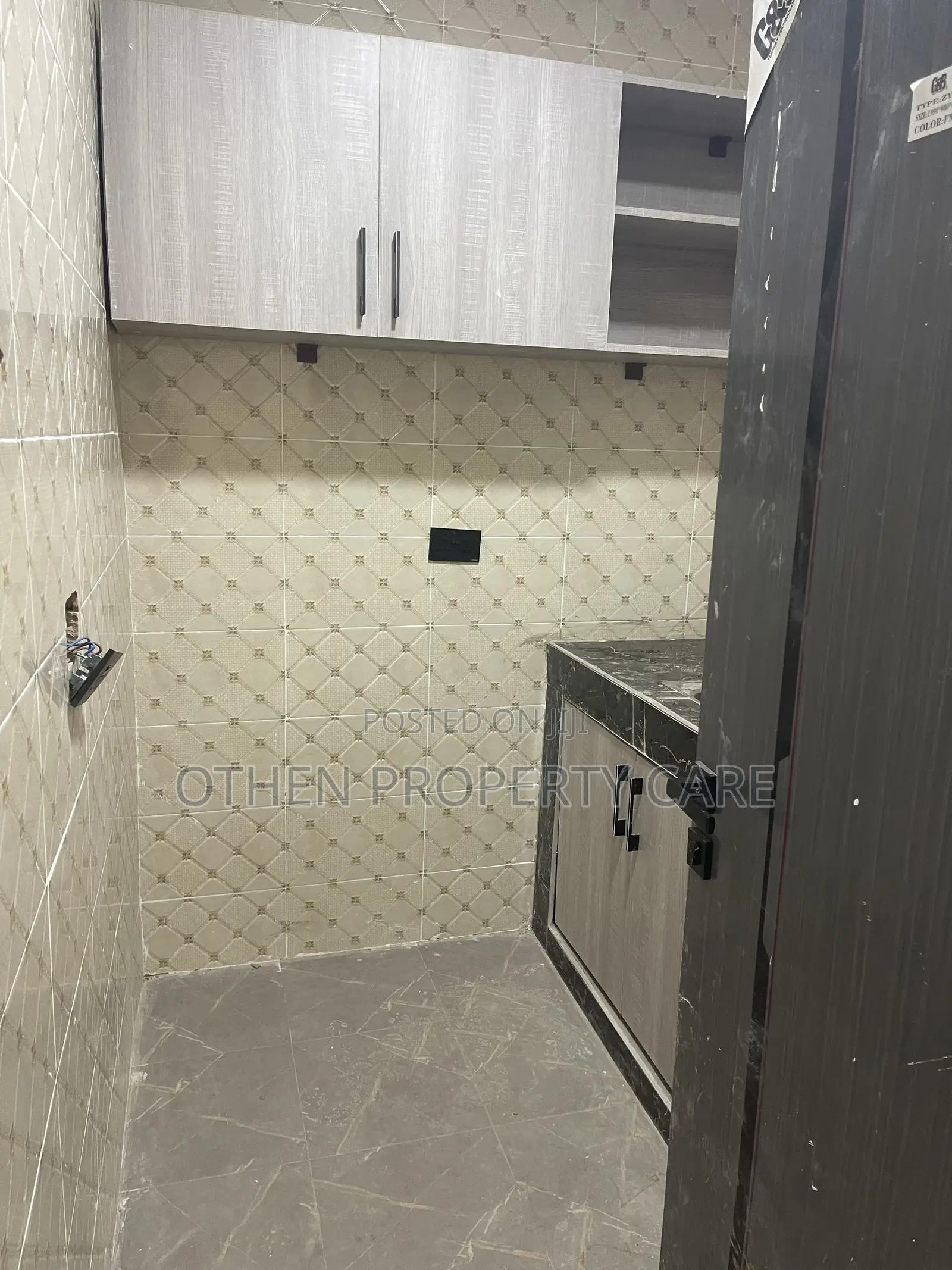 1bdrm Apartment in Othen Estate Consult, Israel Park for rent