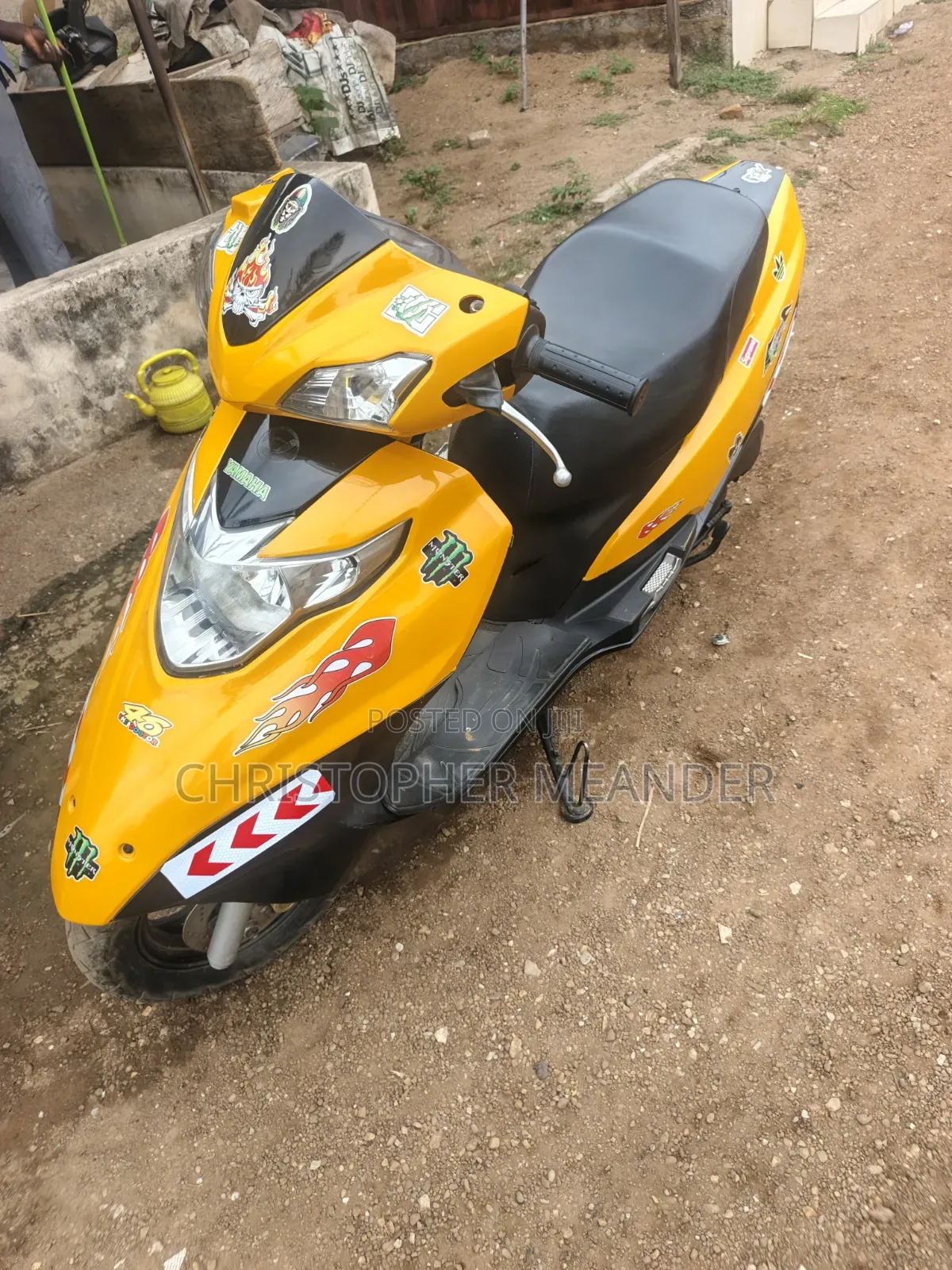 Motorcycle 2023 Yellow