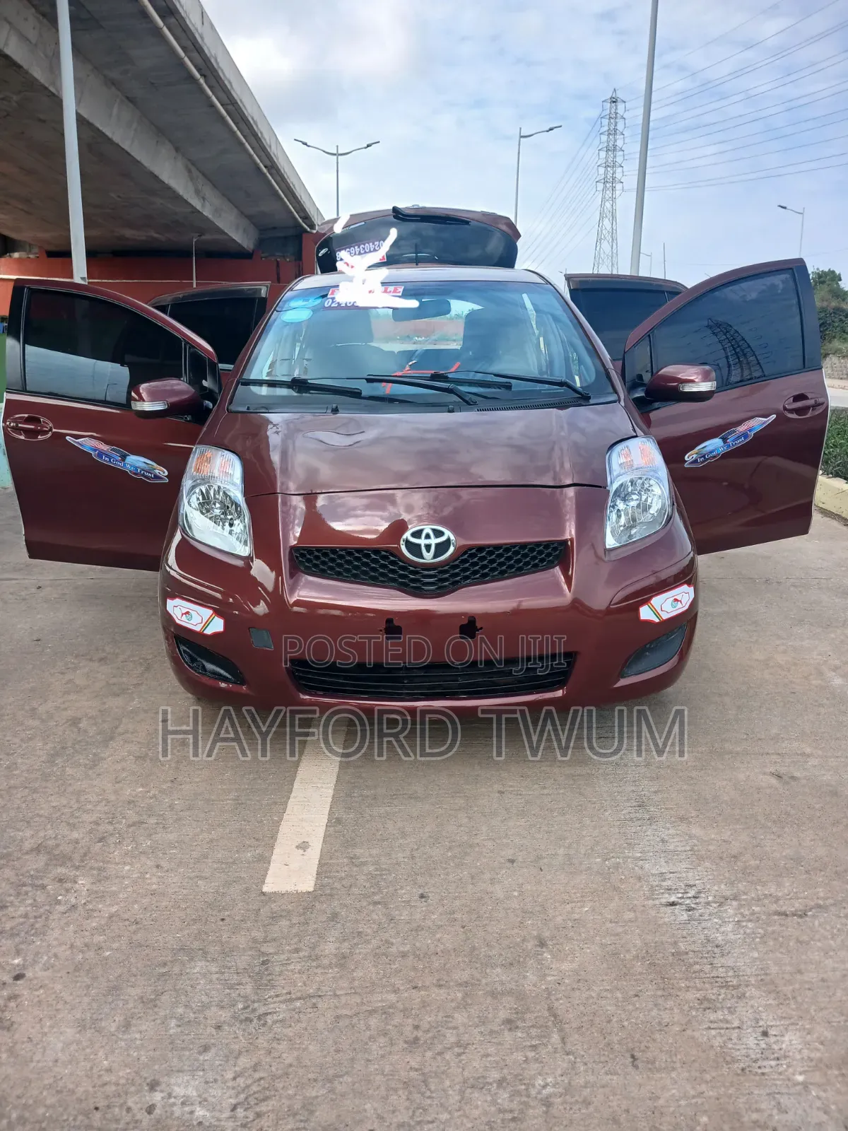 Toyota Vitz 2010 Brown
