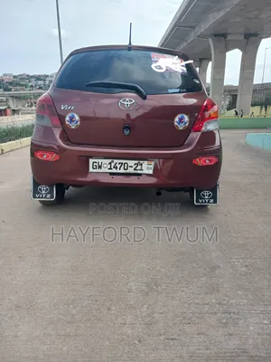 Toyota Vitz 2010 Brown