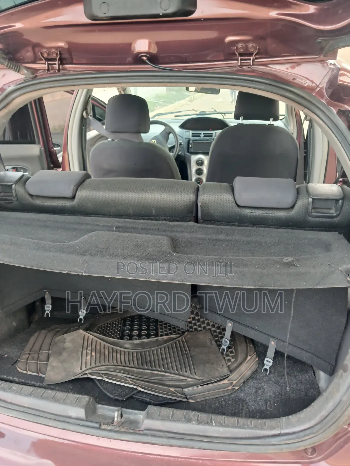 Toyota Vitz 2010 Brown