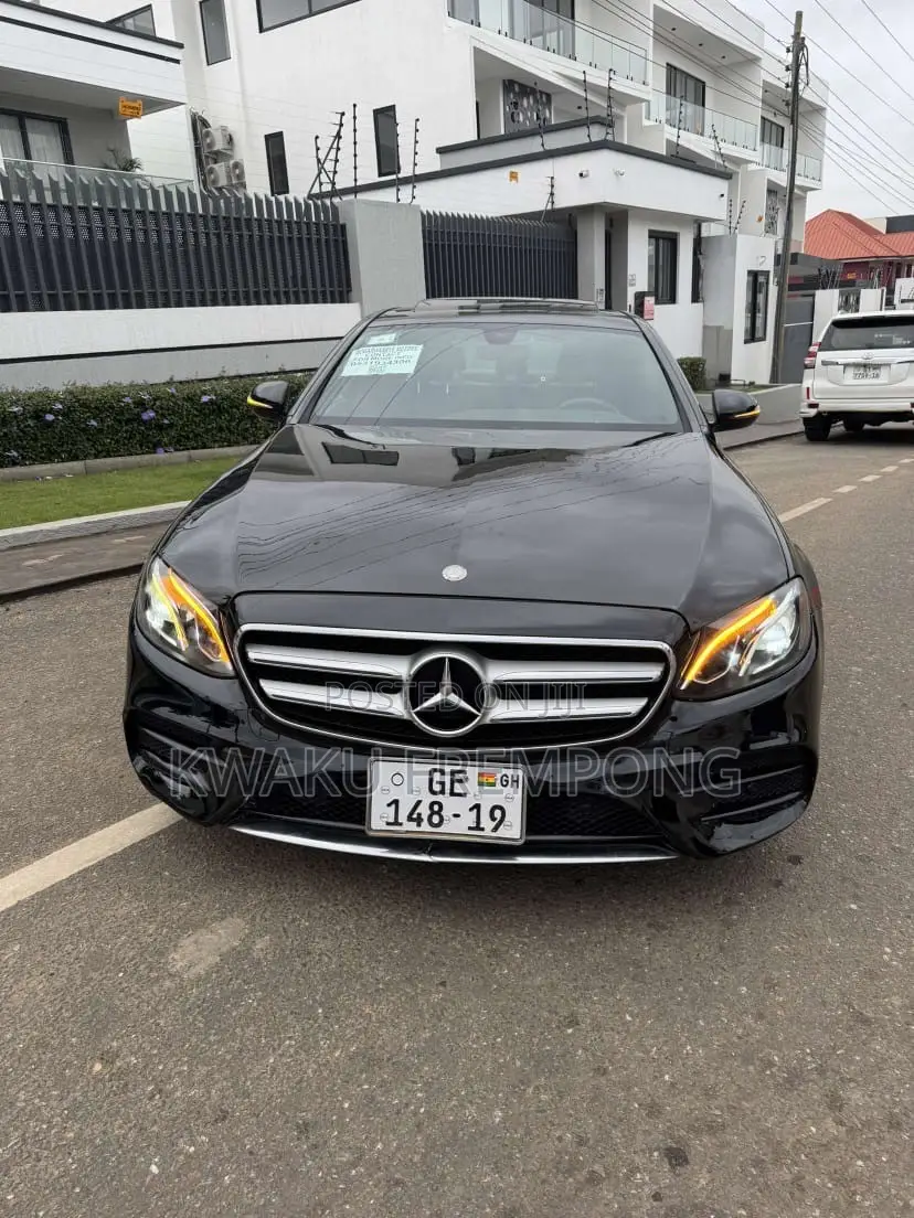 Mercedes-Benz E300 Base RWD Sedan (2.0L 4cyl 9A) 2017 Black
