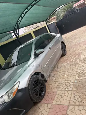 Toyota Camry 2017 Silver