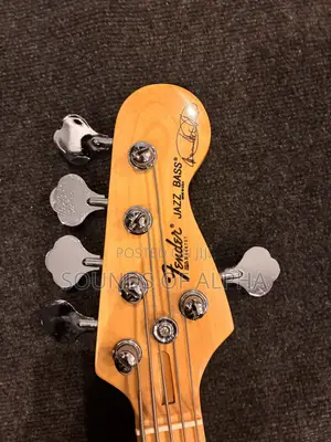 Active Fender Jazz Bass Guitar