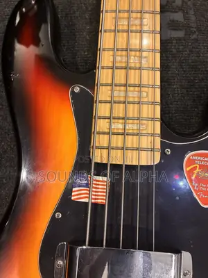 Active Fender Jazz Bass Guitar