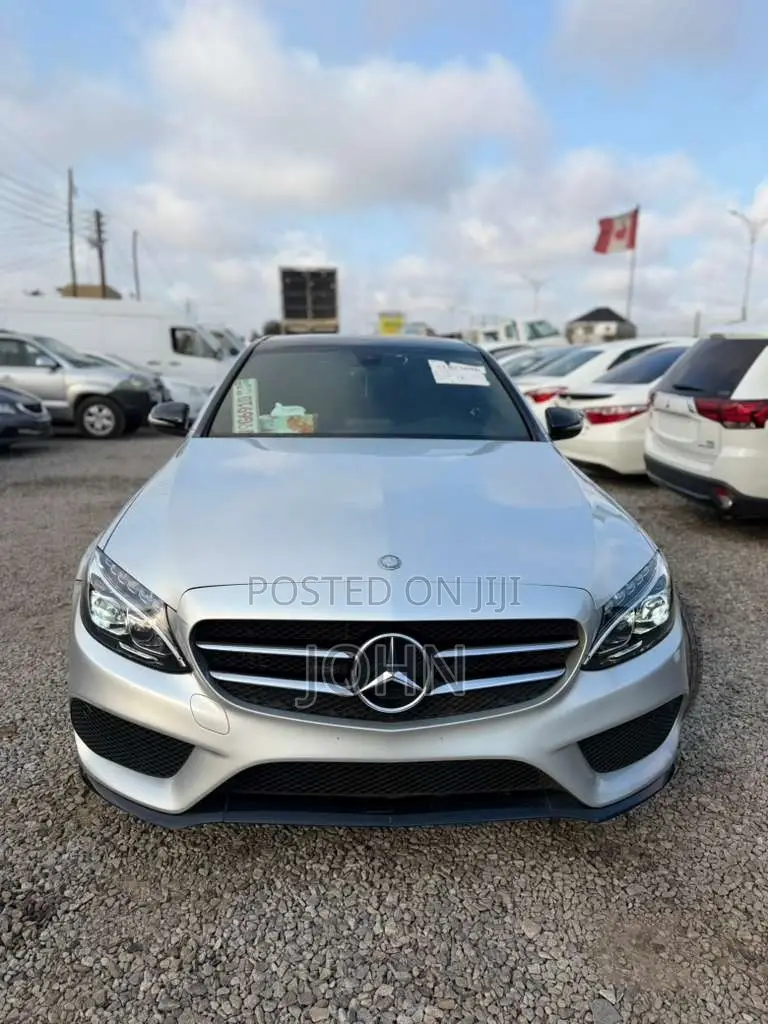 Mercedes-Benz C300 Base 4Matic Sedan AWD (2.0L 4cyl 7A) 2017 Gray