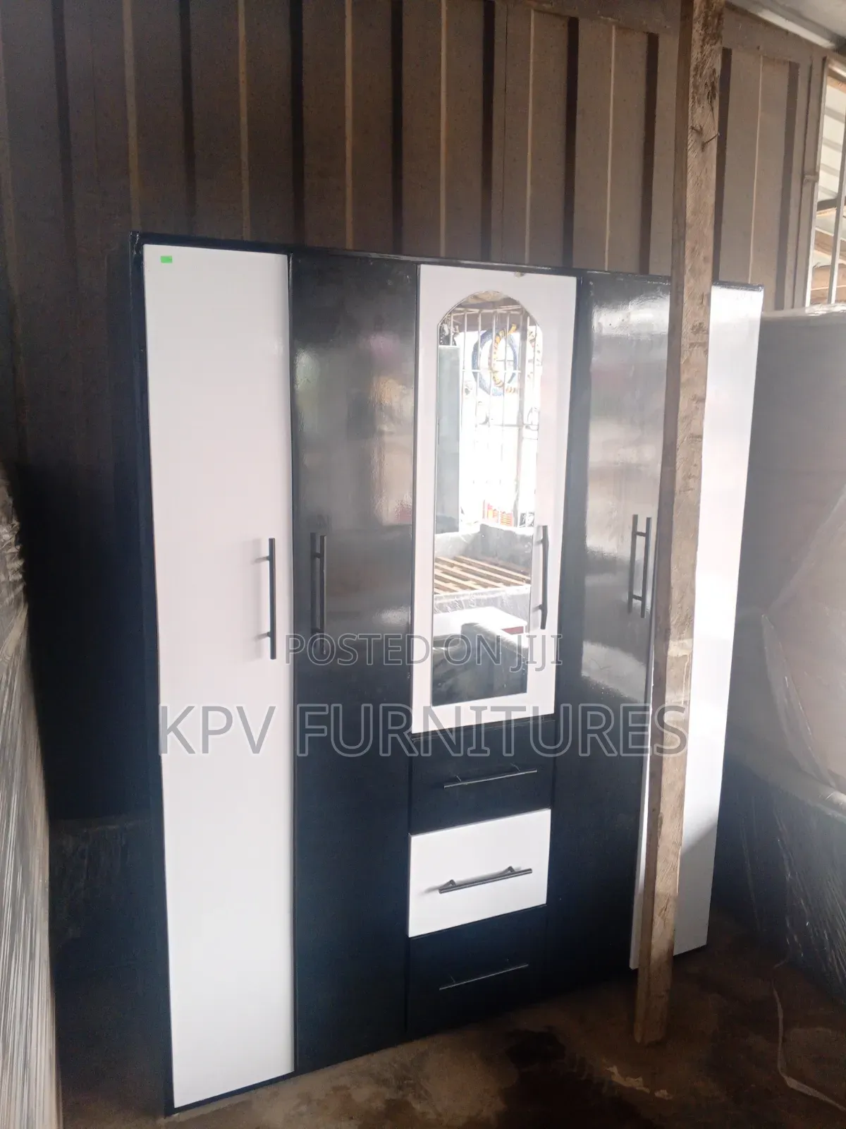 5 Door Wardrobe, Payment on Delivery