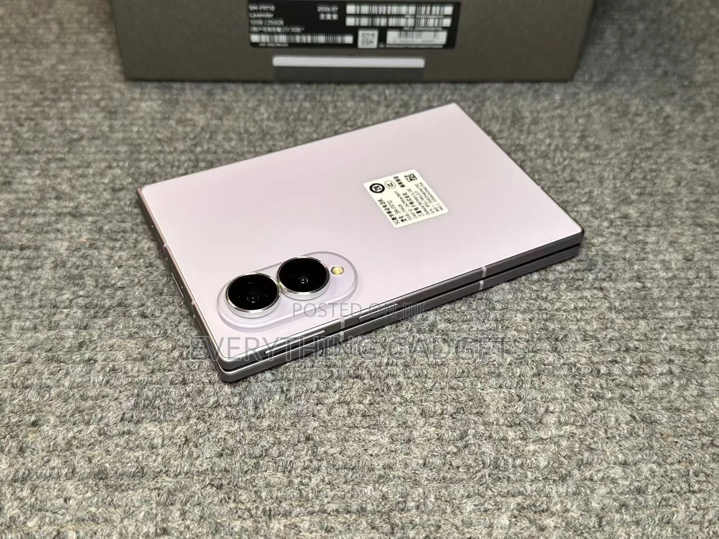 New Samsung Galaxy Z Fold8 256 GB White
