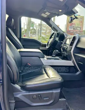Ford F-150 Limited 4x4 SuperCrew Cab Styleside 5.5 ft. box 145 in. WB Blue
