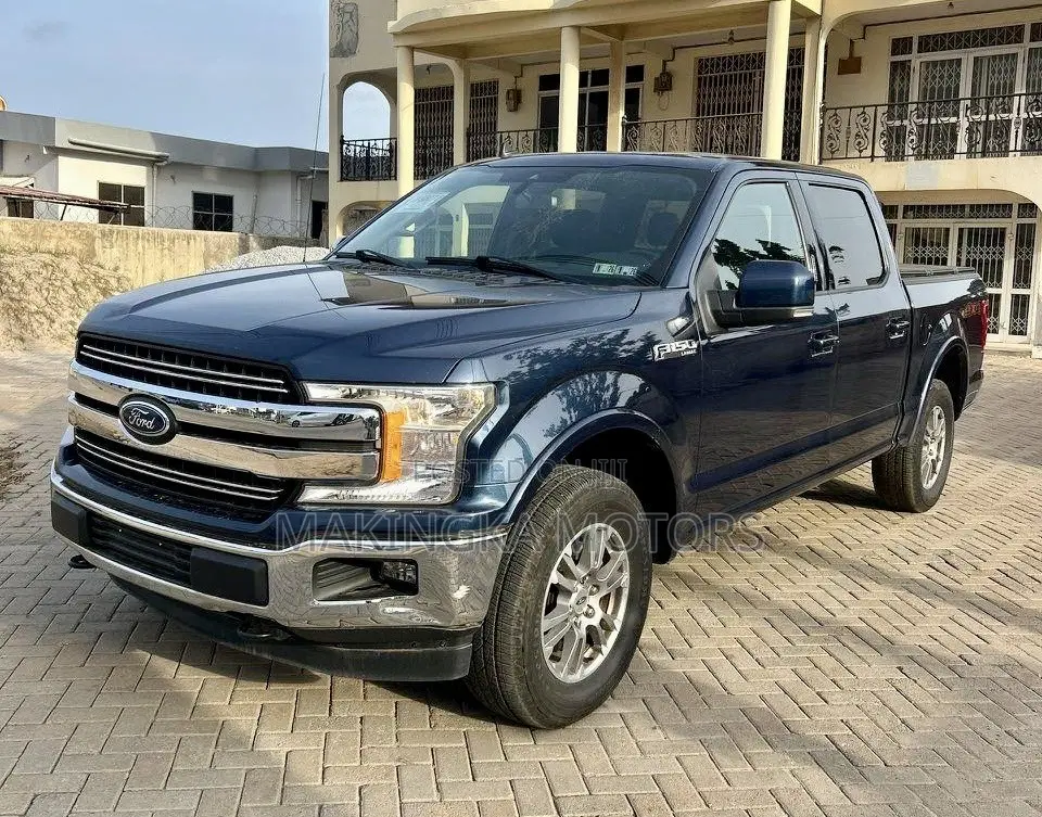 Ford F-150 Limited 4x4 SuperCrew Cab Styleside 5.5 ft. box 145 in. WB Blue