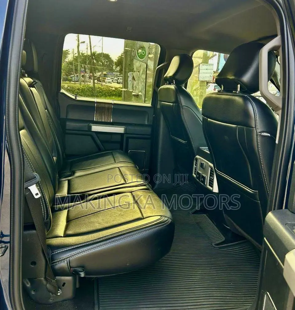 Ford F-150 Limited 4x4 SuperCrew Cab Styleside 5.5 ft. box 145 in. WB Blue