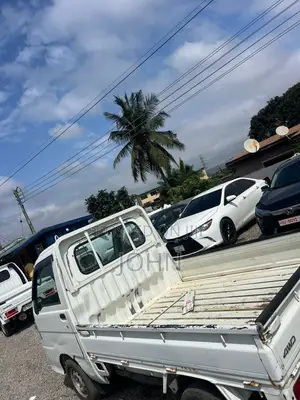 Daihatsu Delta 2001 White