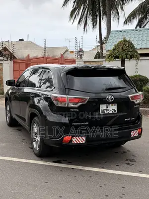 Toyota Highlander 2016 Black