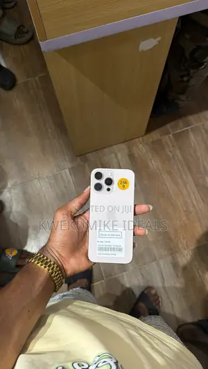 Apple iPhone 16 Pro Max 256 GB Gold