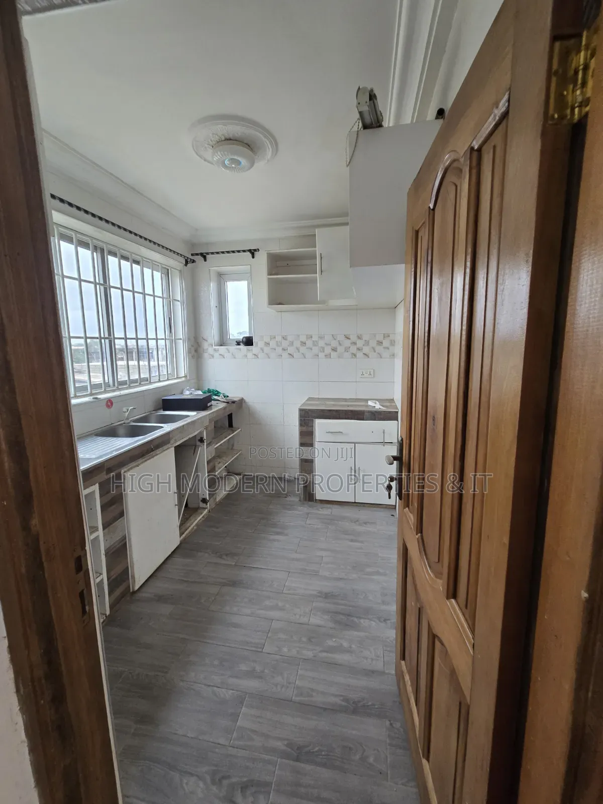 2bdrm Apartment in Ford School, Tsui-Bleoo for rent