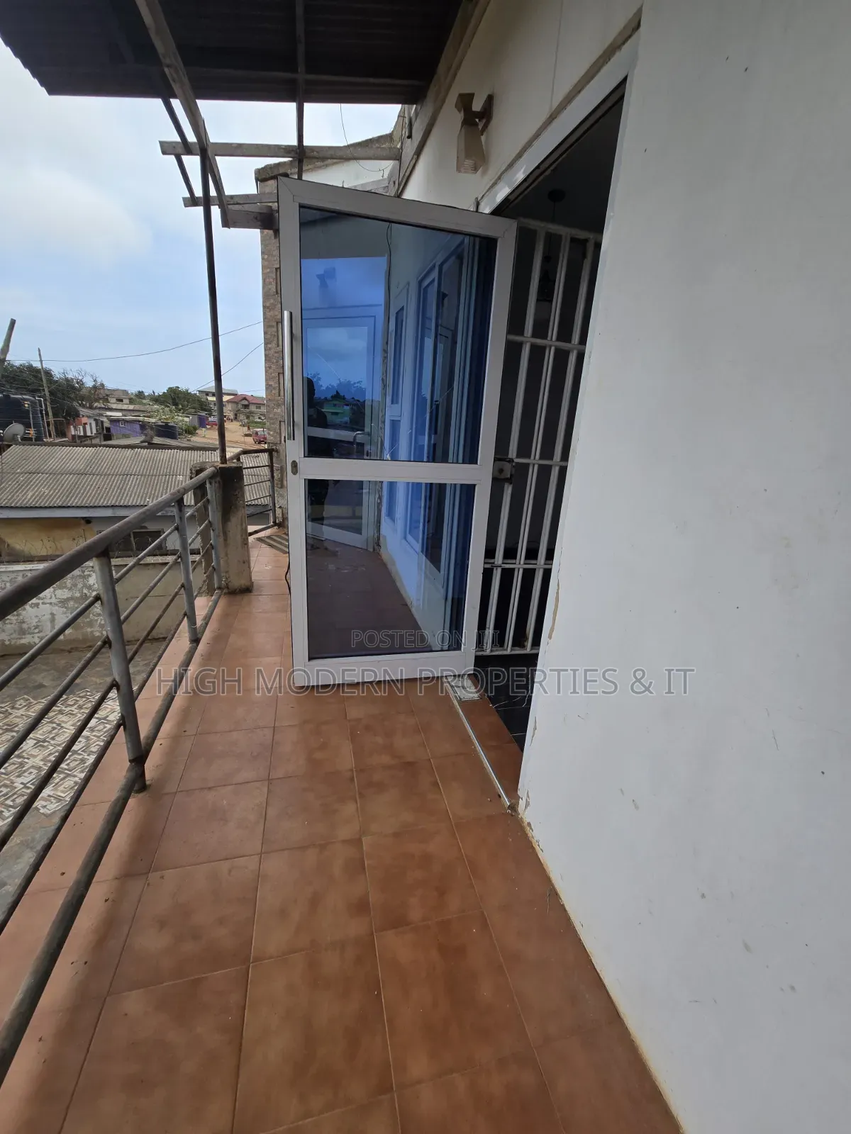 2bdrm Apartment in Ford School, Tsui-Bleoo for rent