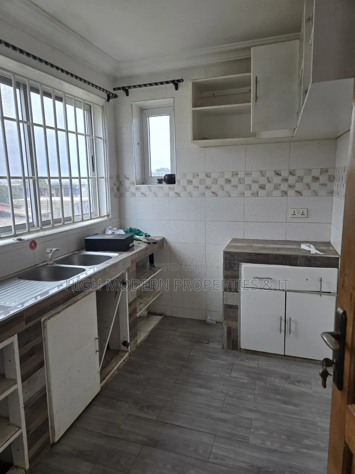 2bdrm Apartment in Ford School, Tsui-Bleoo for rent