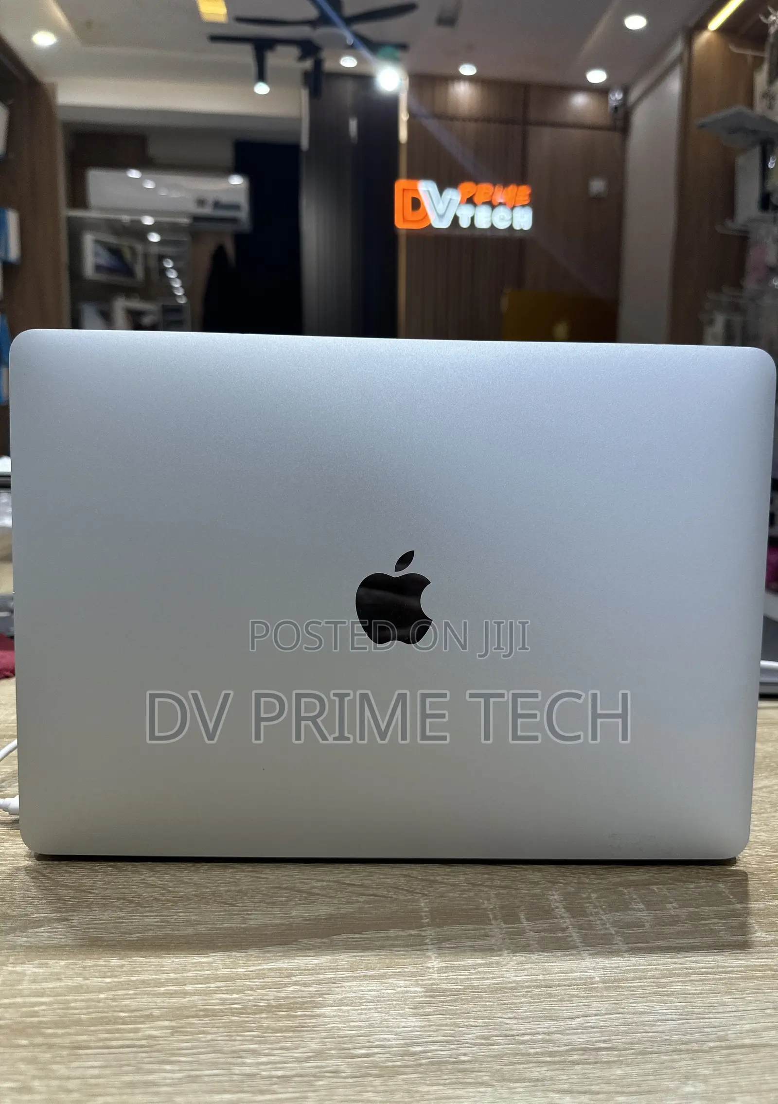 Laptop Apple MacBook 2018 8GB Intel Core i5 SSD 256GB