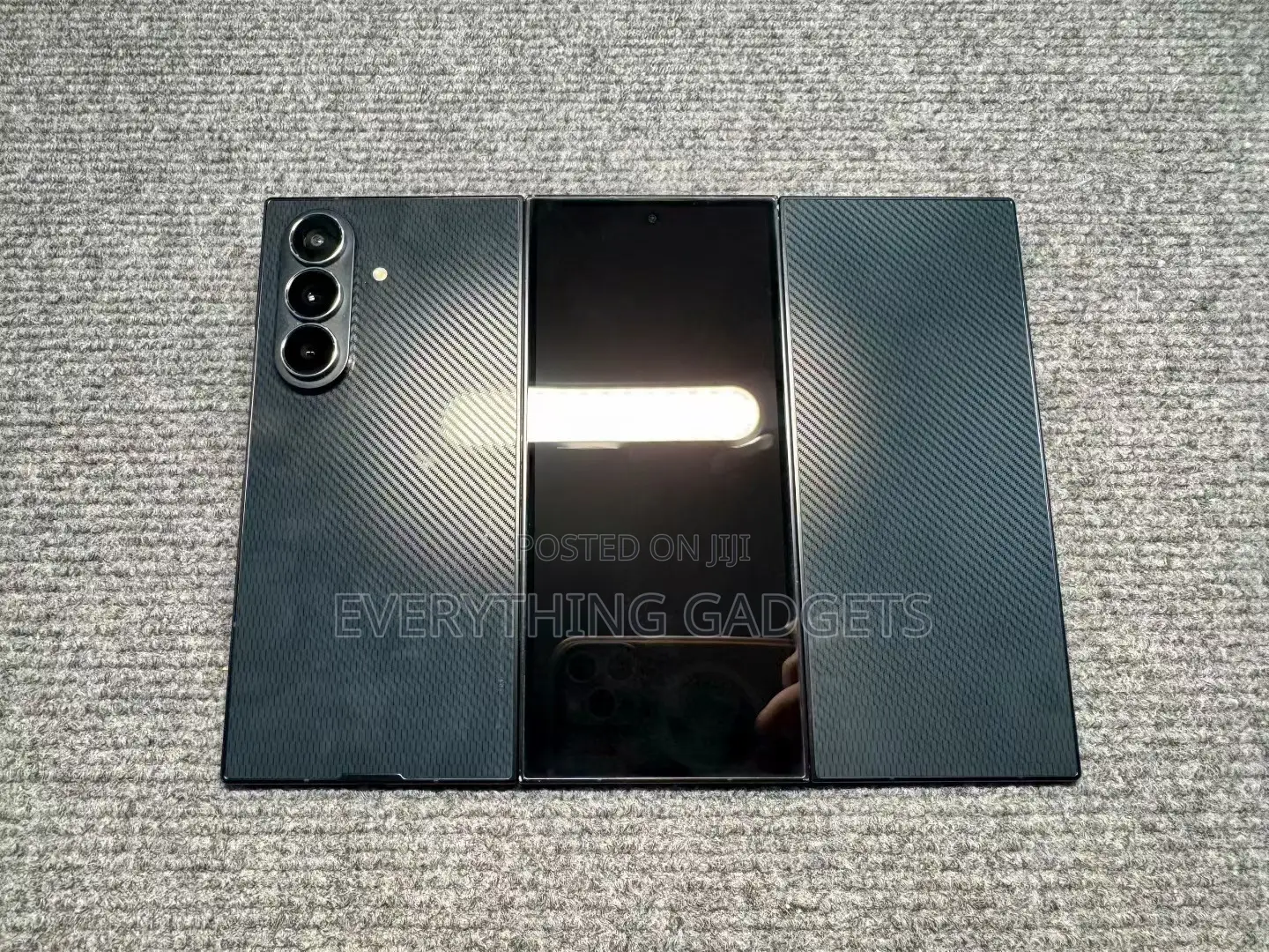 New Samsung Galaxy Z Trifold 512 GB Blue