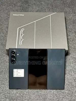 New Samsung Galaxy Z Trifold 512 GB Blue