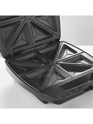 Black Sandwich Maker