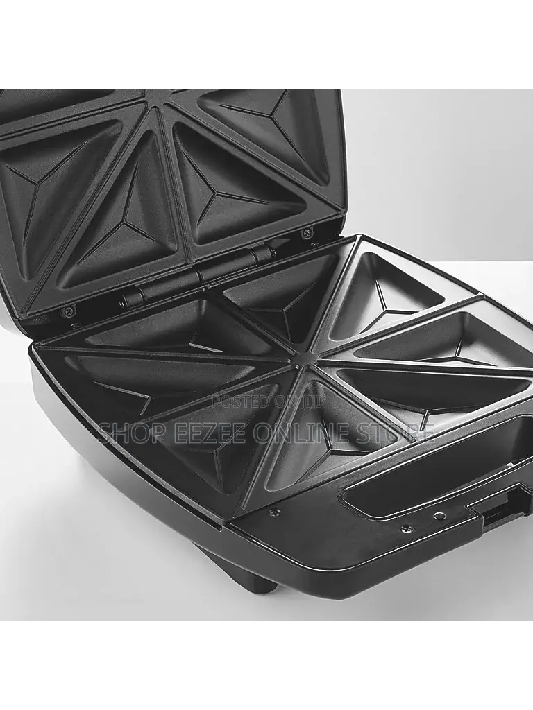 Black Sandwich Maker