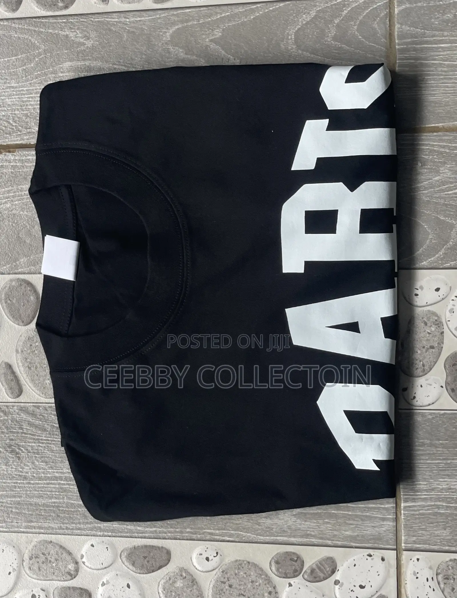 Black Design Round Neck T-Shirt