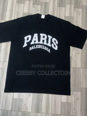 Black Design Round Neck T-Shirt