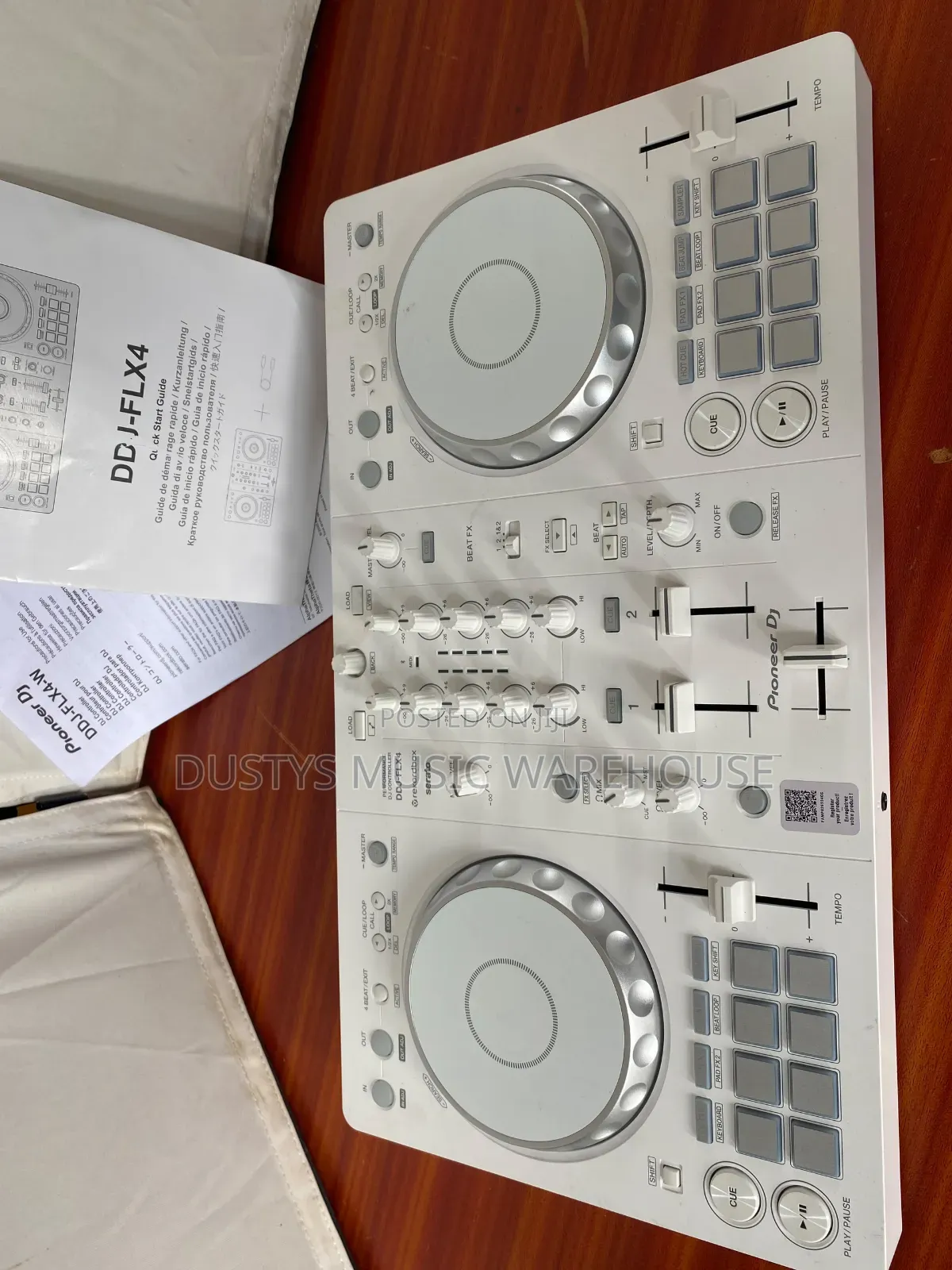 Pioneer DDJ Flx4 White Edition