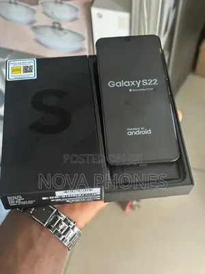 New Samsung Galaxy S22 5G 256 GB Black