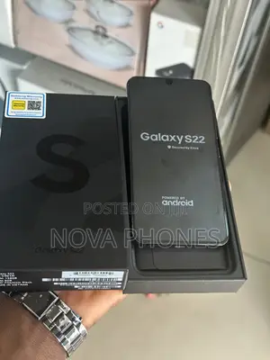 New Samsung Galaxy S22 5G 256 GB Black
