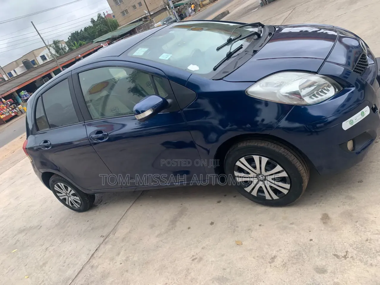 Toyota Vitz 1.3 AWD 3dr 2010 Blue