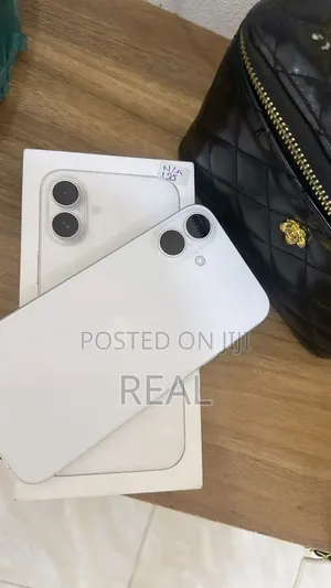 New Apple iPhone 16 256 GB White