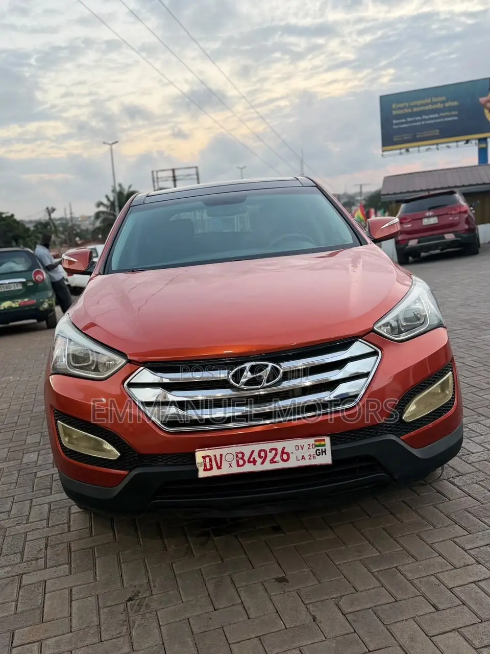 Hyundai Santa Fe Limited 4dr SUV AWD (3.3L 6cyl 6A) 2015 Orange