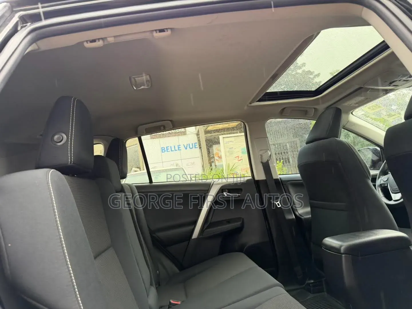 Toyota RAV4 XLE AWD (2.5L 4cyl 6A) 2017 Matt Black