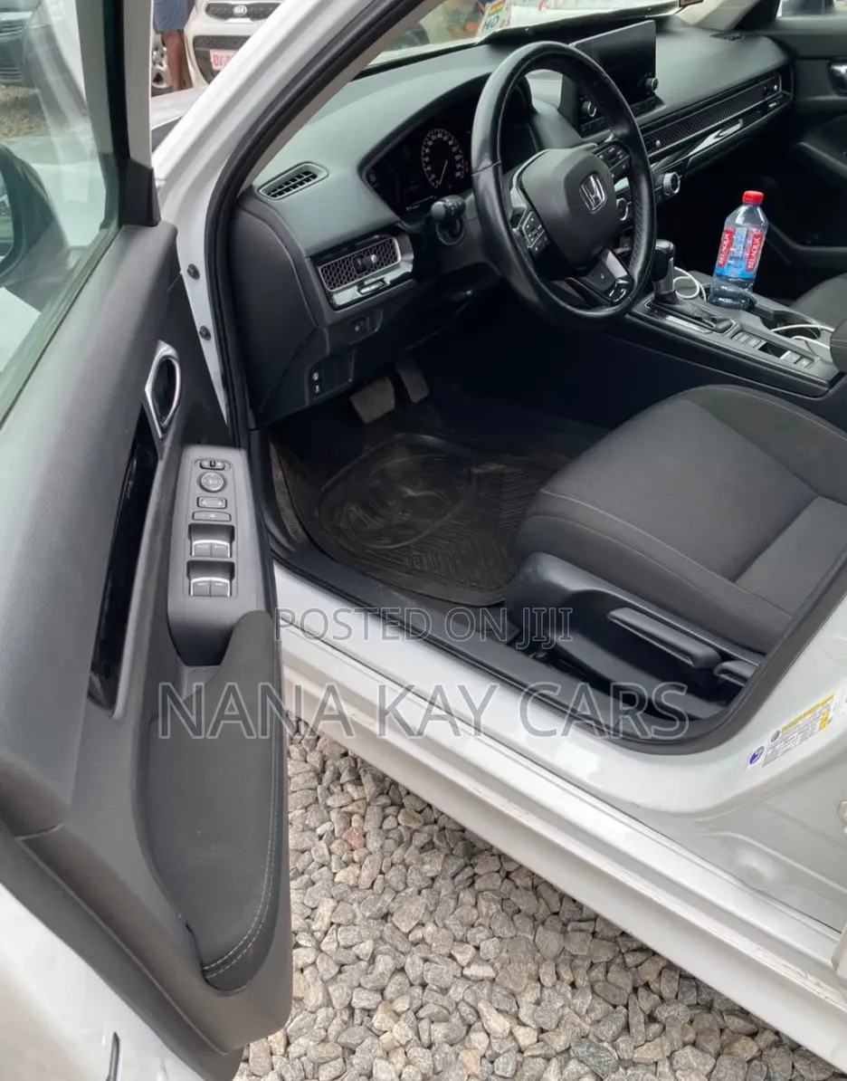 Honda Civic EX 2022 White