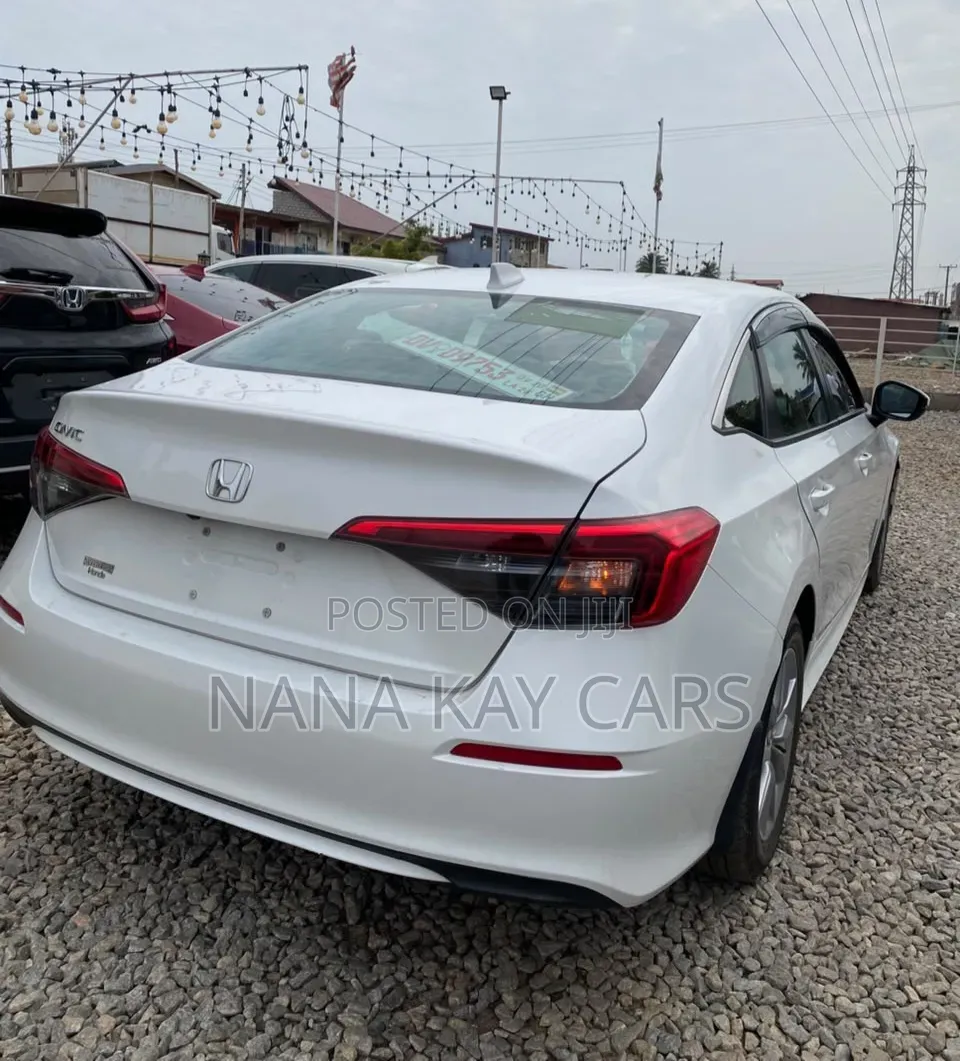 Honda Civic EX 2022 White