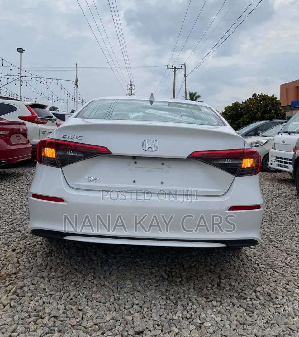 Honda Civic EX 2022 White