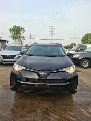 Toyota RAV4 LE FWD (2.5L 4cyl 6A) 2017 Black