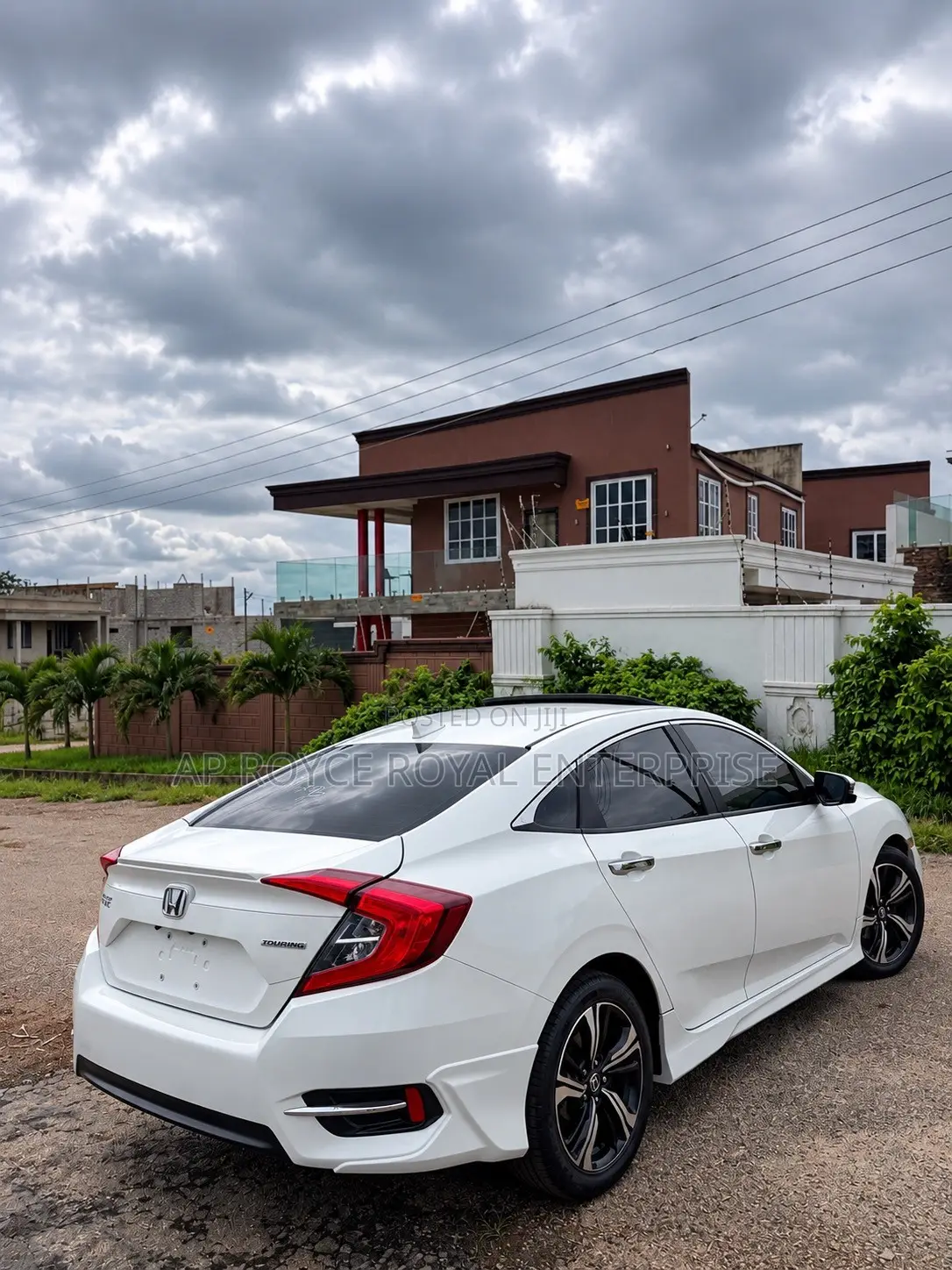 Honda Civic Touring 4dr Sedan (1.5L 4cyl) 2017 White