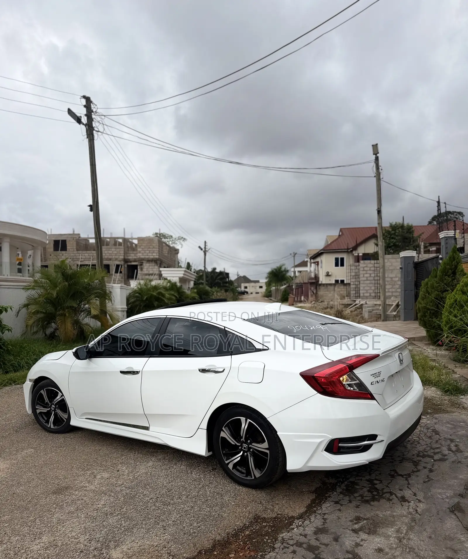 Honda Civic Touring 4dr Sedan (1.5L 4cyl) 2017 White