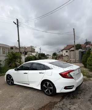 Honda Civic Touring 4dr Sedan (1.5L 4cyl) 2017 White