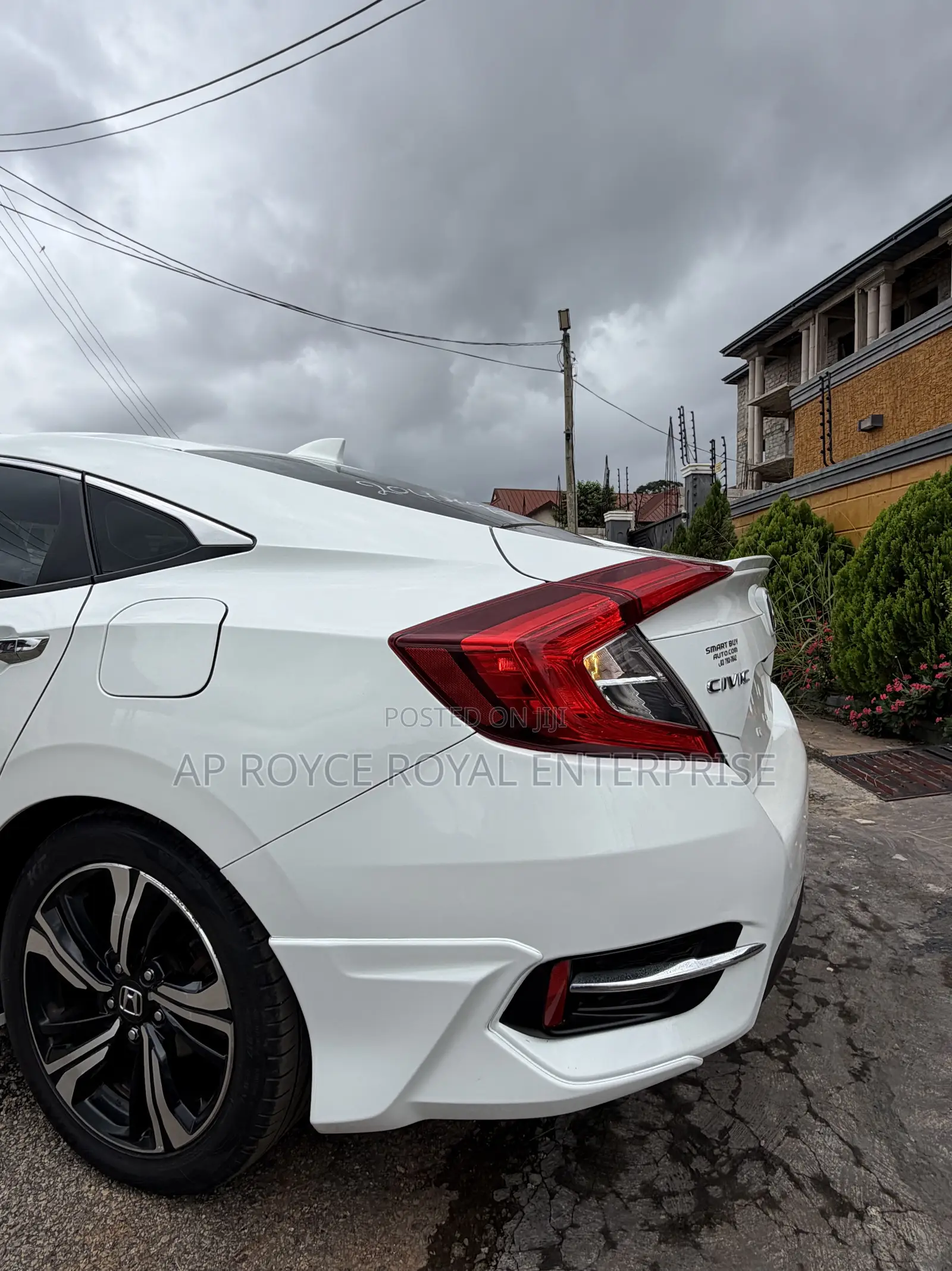 Honda Civic Touring 4dr Sedan (1.5L 4cyl) 2017 White