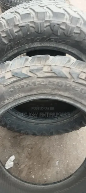 35×12.5R20 Slightly Use Tires