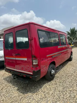 Mercedes-Benz Sprinter 2005 Red