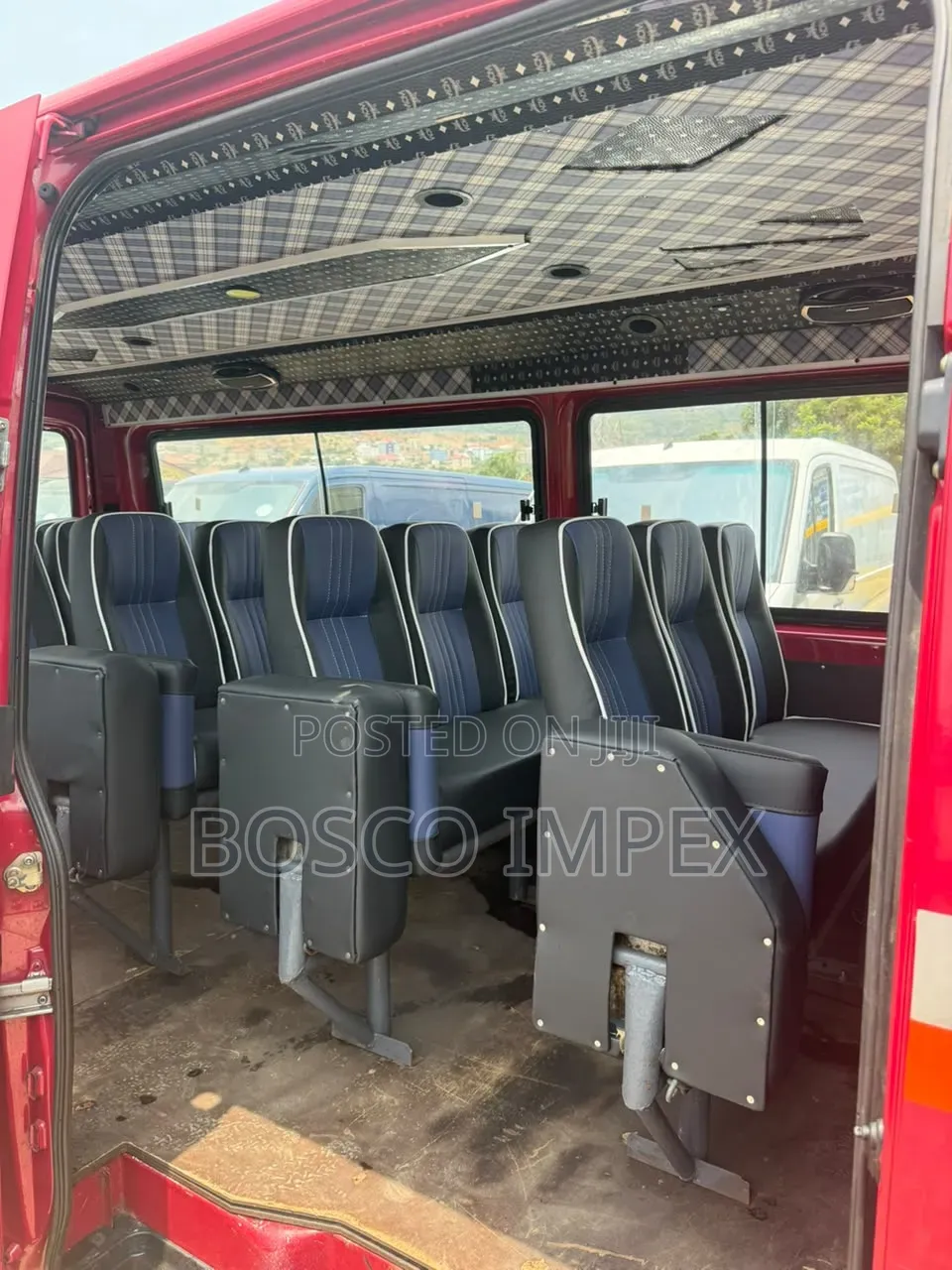 Mercedes-Benz Sprinter 2005 Red