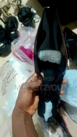 Brand New Boohoo Black Mirror Slingback Heels – UK Size 7