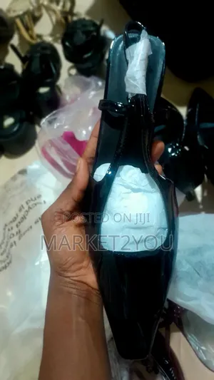 Brand New Boohoo Black Mirror Slingback Heels – UK Size 7