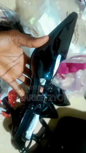 Brand New Boohoo Black Mirror Slingback Heels – UK Size 7