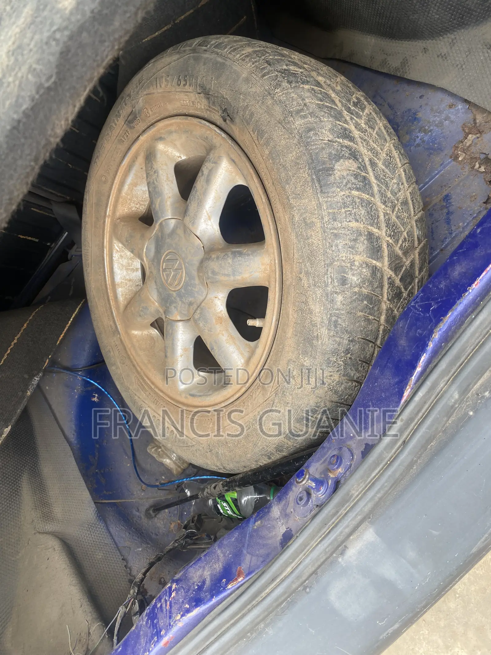 Volkswagen Golf 2000 Blue